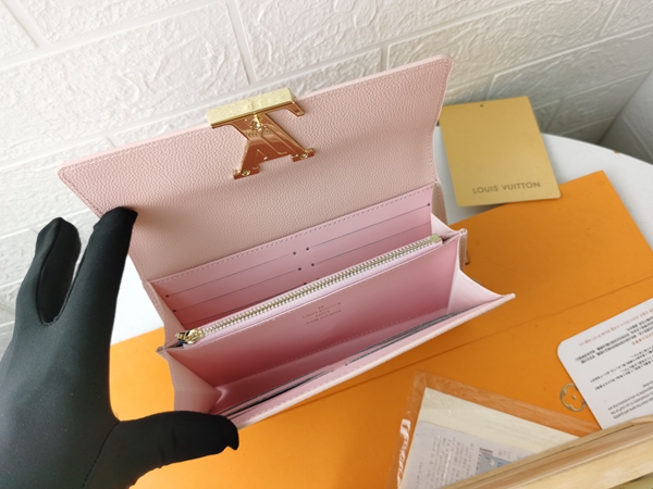 LVコピーウォレット角部分ディテール